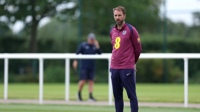 LONDON, ENGLAND - JUNE 06: Gareth Southgate, Manager of England mens senior team, looks on during a training session at Tottenham Hotspur Training Centre on June 06, 2024 in London, England.  (Photo by Eddie Keogh - The FA/The FA via Getty Images)