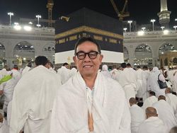 Hidayatullah, Bupati Pembelajar Rendah Hati dan Pekerja Keras Itu Akhirnya Berhaji