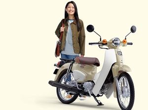 Honda Super Cub Baru Meluncur, Harganya Rp 31 Jutaan Honda Super Cub Baru Meluncur, Harganya Rp 31 Jutaan