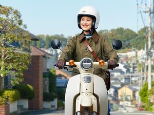 Iritnya Honda Super Cub Baru, Seliter BBM Bisa untuk 63 Km! Iritnya Honda Super Cub Baru, Seliter BBM Bisa untuk 63 Km!