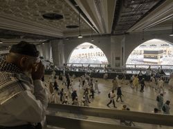 Saudi Imbau Jemaah Haji Tak Istirahat di Lorong Masjidil Haram