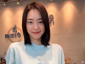 Selamat! Lee Yeon Hee Melahirkan Anak Pertama Selamat! Lee Yeon Hee Melahirkan Anak Pertama