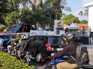 Pemprov DKI Minta Maaf Galian di Jl Cikini Raya Bikin Macet Berbulan-bulan Pemprov DKI Minta Maaf Galian di Jl Cikini Raya Bikin Macet Berbulan-bulan