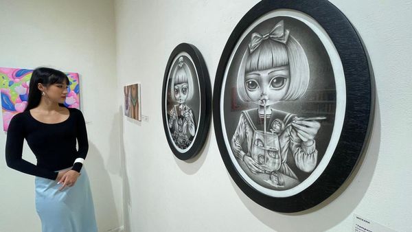 Melihat Pameran Seni Kolaborasi ATST dan Jakarta Doodle Fest
