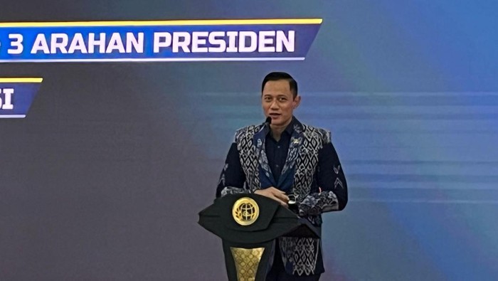 Menteri Agraria dan Tata Ruang/Kepala Badan Pertanahan Nasional (ATR/BPN), Agus Harimurti Yudhoyono (AHY) Menteri Agraria dan Tata Ruang/Kepala Badan Pertanahan Nasional (ATR/BPN), Agus Harimurti Yudhoyono (AHY)