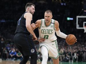 Final NBA 2024: Celtics Bungkam Mavericks 107-89 di Game 1 Final NBA 2024: Celtics Bungkam Mavericks 107-89 di Game 1