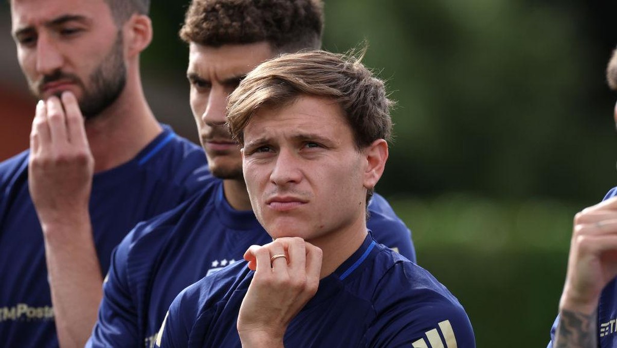 Nicolo Barella (tengah). Foto: Getty Images/Claudio Villa