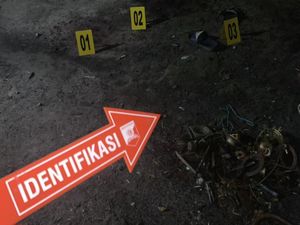 Pengusaha Barang Bekas Ditemukan Tewas Bersimbah Darah di Siak, Polisi Usut Pengusaha Barang Bekas Ditemukan Tewas Bersimbah Darah di Siak, Polisi Usut