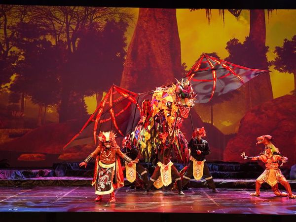 Teater Koma Ajak Kamu Selami Kisah Naga Si Penguasa Papua
