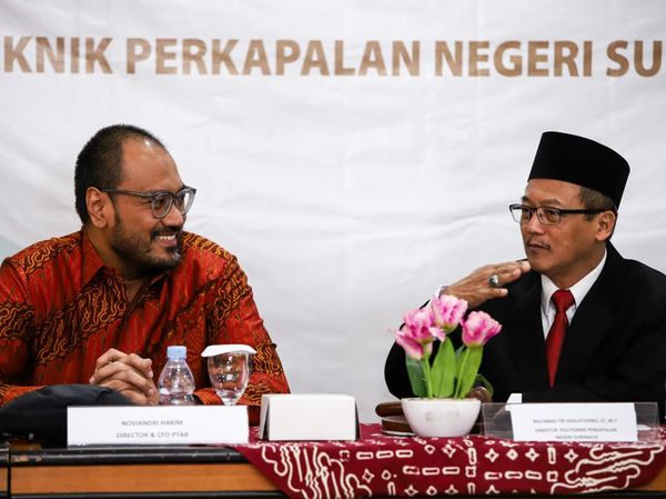 Potret Wajah Semringah Wisudawan PPNS