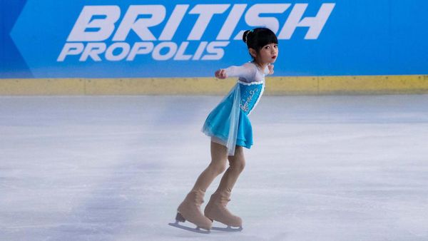 Ratusan Atlet Ramaikan Indonesia Ice Skating Open 2024