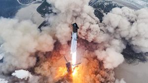 Roket Raksasa Starship Milik Elon Musk Berhasil Meluncur Tanpa Meledak
