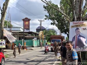 402 Baliho-Banner Bakal Calon Bupati Bone Langgar Perda Dicopot 402 Baliho-Banner Bakal Calon Bupati Bone Langgar Perda Dicopot