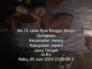 Viral Bapak-Anak Tinggal di Gua Jepara, Dinsos: Sudah Beberapa Kali Dievakuasi Viral Bapak-Anak Tinggal di Gua Jepara, Dinsos: Sudah Beberapa Kali Dievakuasi