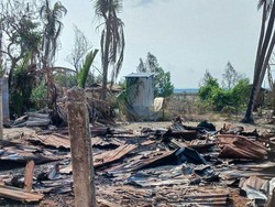 Ngeri Tentara Myanmar Bakar Tato-Beri Urine ke Tahanan untuk Diminum!