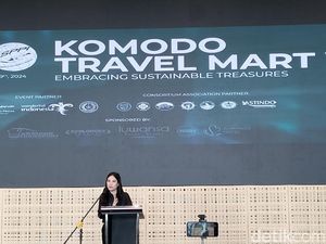 Wamenparekraf Targetkan Kunjungan Turis ke Labuan Bajo di Atas 500 Ribu