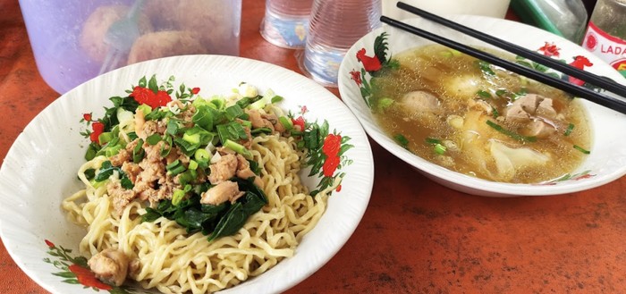 5 Rekomendasi Bakmi Halal dan Legendaris di Sekitar Pasar Baru 5 Rekomendasi Bakmi Halal dan Legendaris di Sekitar Pasar Baru