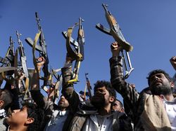 Aksi Pendukung Houthi Protes Genosida di Gaza