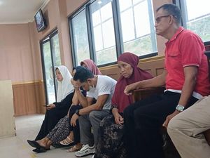 5 Hal Soal 8 Jemaah Haji Plus Kena Tipu dan Hanya Diantar Sampai Jakarta 5 Hal Soal 8 Jemaah Haji Plus Kena Tipu dan Hanya Diantar Sampai Jakarta