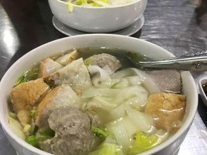 Di Metro Atom Pasar Baru Ada Roti Sobek hingga Mie Kangkung Enak