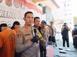 Penampakan Celurit yang Dipakai Bacok Kepala Pelajar Bogor hingga Tertancap