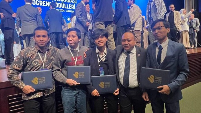 Mahasiswa RI pemenang ISA 2023 di Turki.