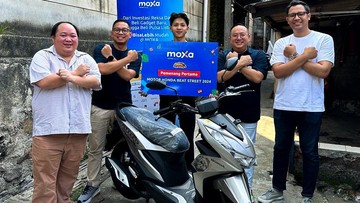 Potret Semringah Pemenang Motor dari Moxa