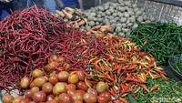 Harga Sembako di Jawa Timur 29 Oktober 2025, Cabai Semakin Pedas