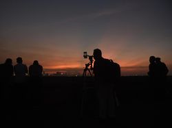 Live Sidang Isbat Puasa 2025 Hari Ini, Cek Link Streaming-nya di Sini!