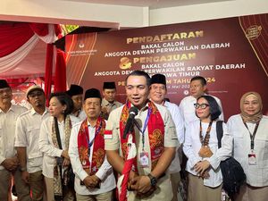4 Hal soal Sikap Kharisma Usai Gerindra Beri Rekom Khofifah-Emil 4 Hal soal Sikap Kharisma Usai Gerindra Beri Rekom Khofifah-Emil