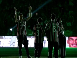 Sambutan Luar Biasa untuk Thiago Silva yang Mudik ke Fluminense