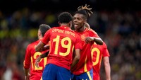 Lamine Yamal - Spanyol (16 tahun, dari klub Barcelona). Sudah punya 7 caps. Foto: Getty Images/Mateo Villalba