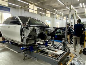 Stop! Punya Mobil dengan Fitur ADAS, Nggak Bisa Sembarangan Perbaiki Bodinya Stop! Punya Mobil dengan Fitur ADAS, Nggak Bisa Sembarangan Perbaiki Bodinya