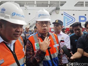 Pelni Kembalikan 100% Uang Tiket Penumpang KM Umsini Jika Batalkan Perjalanan Pelni Kembalikan 100% Uang Tiket Penumpang KM Umsini Jika Batalkan Perjalanan
