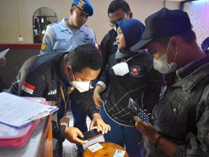 Diduga Beri Servis Plus-plus, 2 Panti Pijat di Surabaya Dirazia Satpol PP Diduga Beri Servis Plus-plus, 2 Panti Pijat di Surabaya Dirazia Satpol PP
