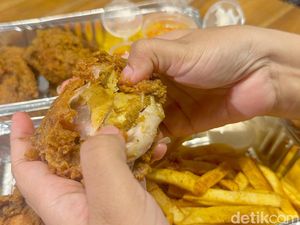 Gerai Albaik Versi Lokal Ini Jual Fried Chicken yang Gurih Berempah Gerai Albaik Versi Lokal Ini Jual Fried Chicken yang Gurih Berempah