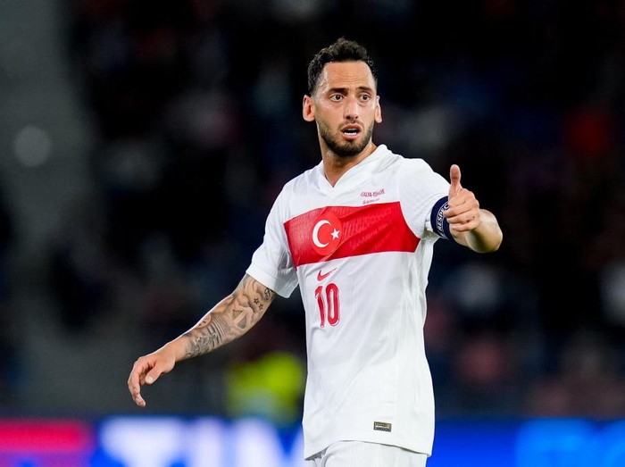 Hakan Calhanoglu of Turkiye gestures during the International Friendly match between Italy and Turkiye at Stadio Renato Dall'Ara on June 4, 2024 in Bologna, Italy  (Photo by Giuseppe Maffia/NurPhoto via Getty Images)