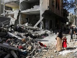 Israel Serang Sekolah di Kamp Nuseirat Gaza, 15 Orang Tewas