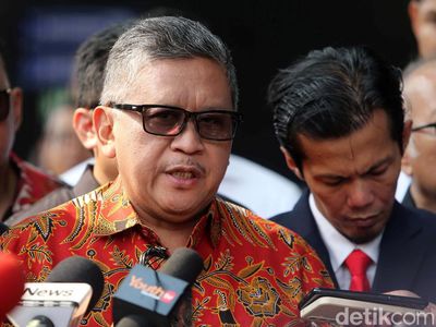 Hasto Tinggalkan Gedung KPK usai Diperiksa 4 Jam