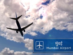 Menegangkan, 2 Pesawat Nyaris Bertabrakan di Bandara Mumbai