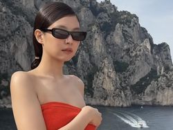 Jennie BLACKPINK Pakai Handuk Merah, Damage-nya Gak Kira-kira