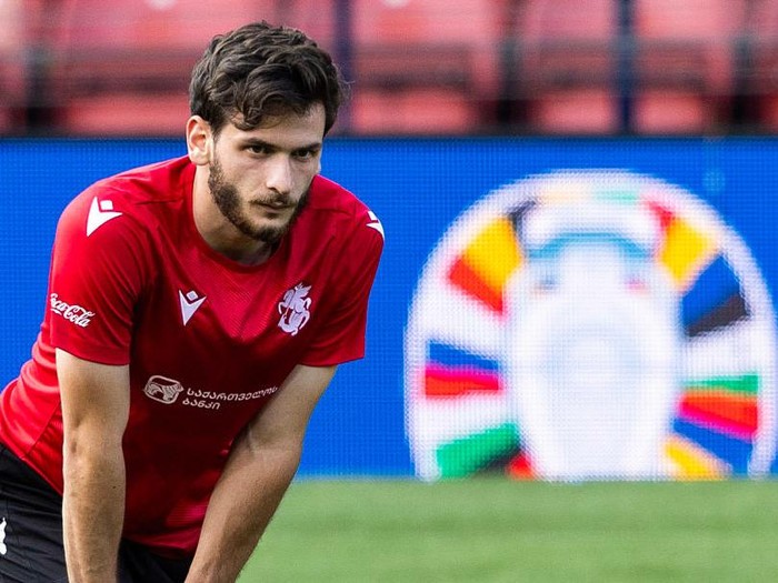 GLASGOW, SCOTLAND - JUNE 19: Khvicha Kvaratskhelia during a Georgia training session at Hampden Park, on June 19, 2023, in Glasgow, Scotland.  (Photo by Craig Foy/SNS Group via Getty Images)