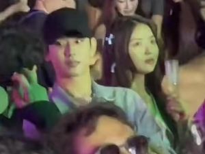Bantahan soal Rumor Pacaran Kim Soo Hyun dan Lim Nayoung Bantahan soal Rumor Pacaran Kim Soo Hyun dan Lim Nayoung