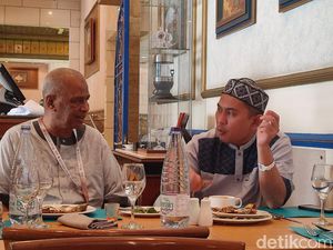 Nasihat Bos Maktour ke Para Muthowif: Jangan Bersikap Ekstrem Nasihat Bos Maktour ke Para Muthowif: Jangan Bersikap Ekstrem