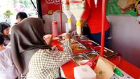 Potret Keseruan di Hari Keju Sedunia