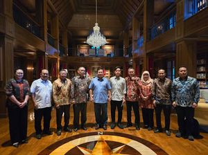 Saat Petinggi Unair Diajak Diskusi Prabowo dan Gibran Bahas Pendidikan