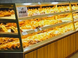 Rating Bakery Lokal Ini Turun Usai Insiden 19 Orang Keracunan