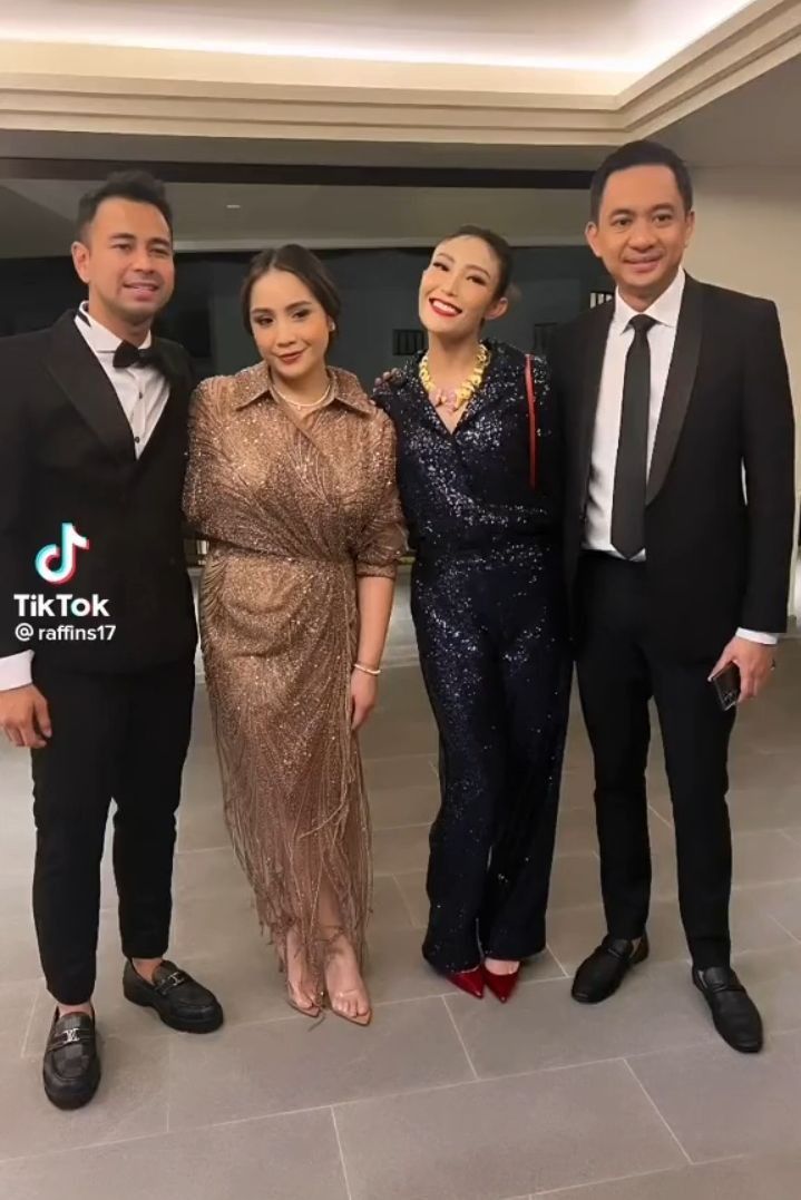 Acara Ulang Tahun Manoj Punjabi