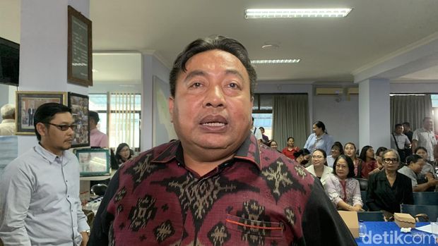 Anggota DPR RI, I Nyoman Parta saat ditemui di Hiswana Migas Denpasar, Selasa (11/6/2024).