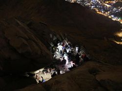 Sejarah Gua Hira: Tempat Nabi Muhammad SAW Menerima Wahyu Al-Quran Sejarah Gua Hira: Tempat Nabi Muhammad SAW Menerima Wahyu Al-Quran